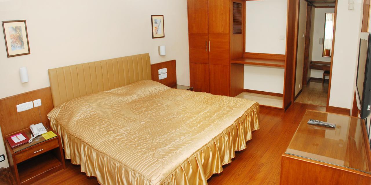 Hotel Deepa Comforts Mangalore Buitenkant foto